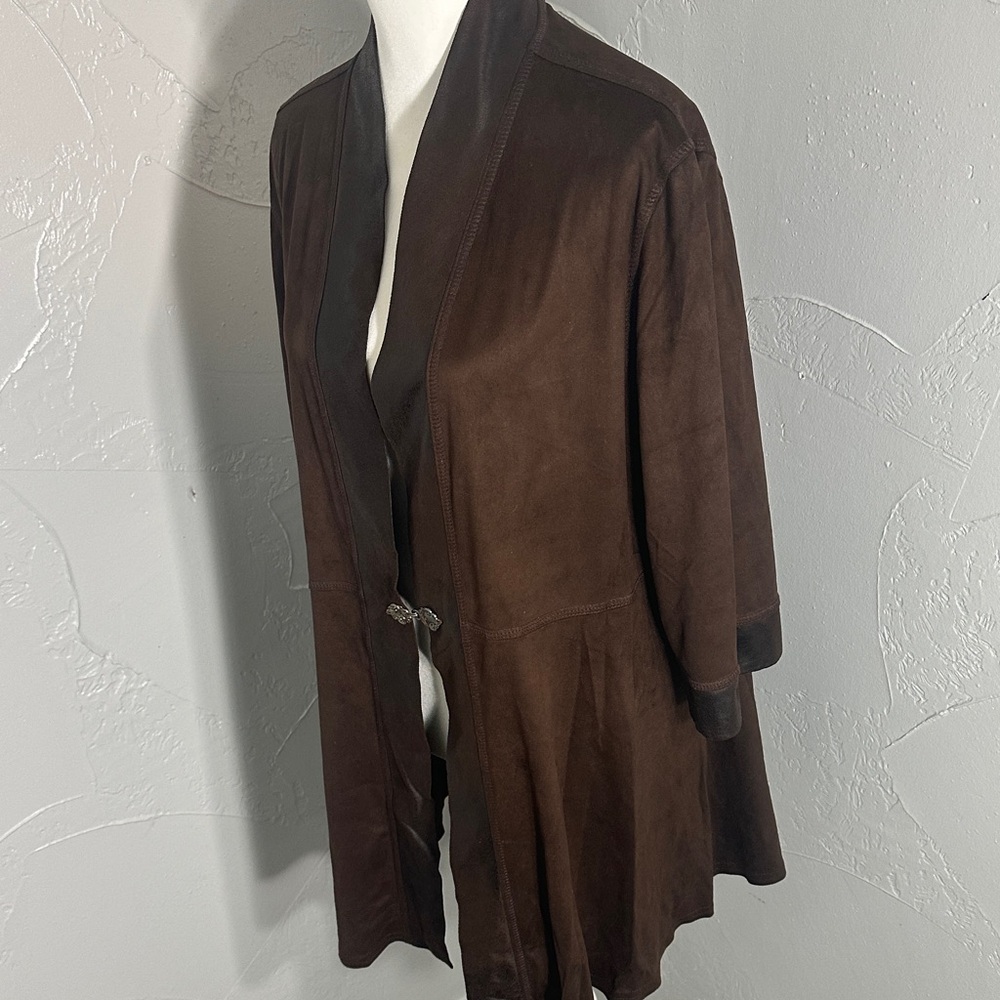 Chic Brown Women's Cardigan - Picture 3 of 12